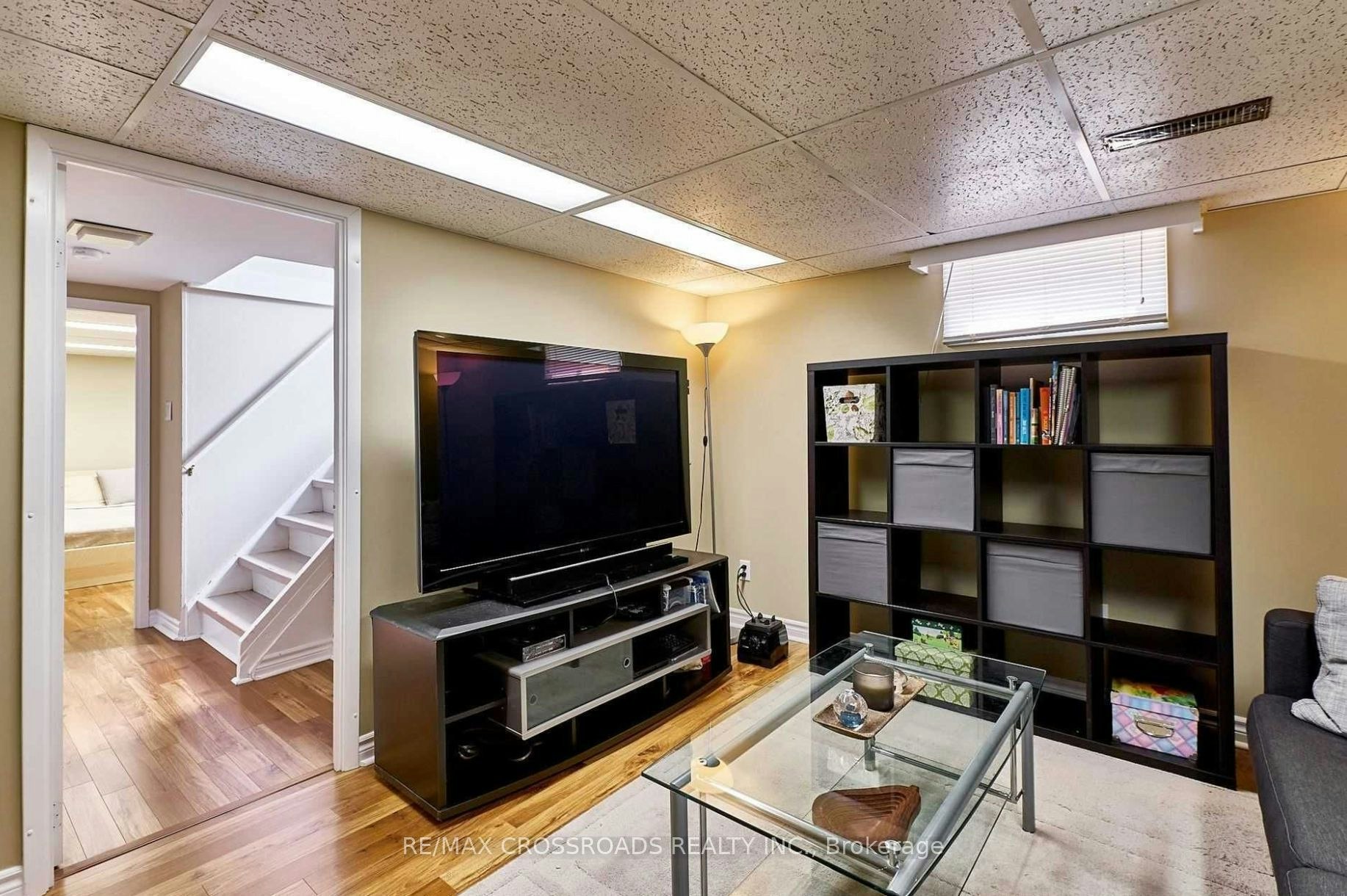 56 Harris Park Drive, Toronto, ON, M1L 3A7 - 2