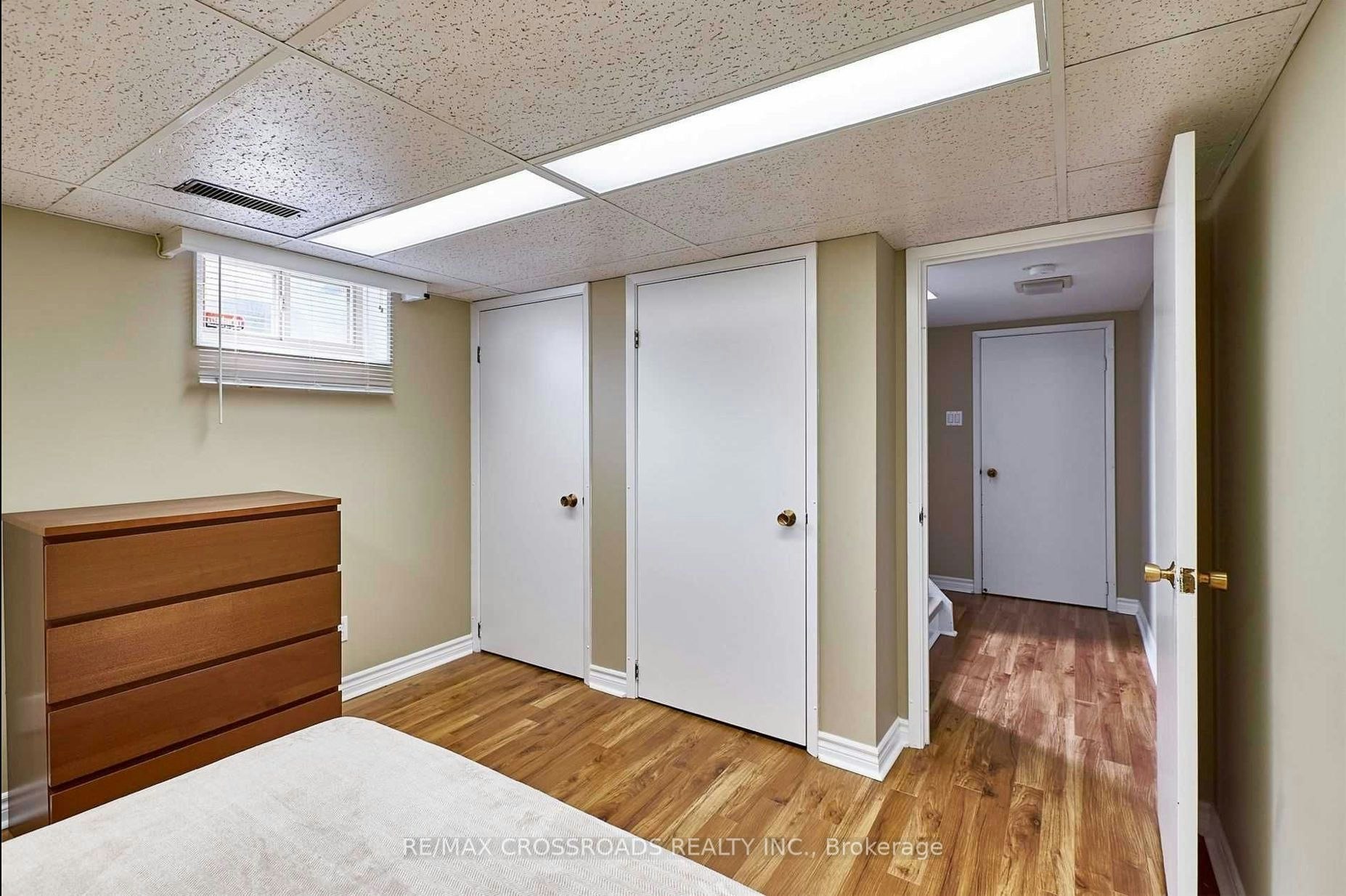 56 Harris Park Drive, Toronto, ON, M1L 3A7 - 4