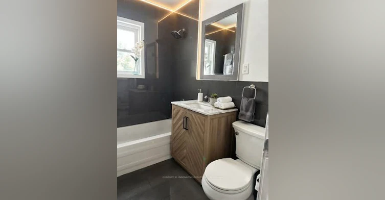 Main-240 Parkview Hill Crescent, Toronto, ON, M4B 1S3 - 13