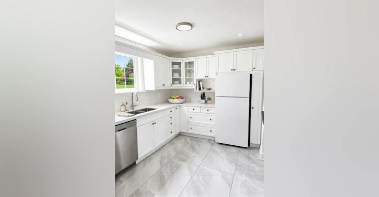 Main-240 Parkview Hill Crescent, Toronto, ON, M4B 1S3 - 4