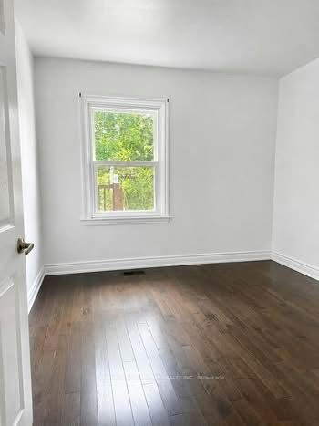 Main-240 Parkview Hill Crescent, Toronto, ON, M4B 1S3 - 10