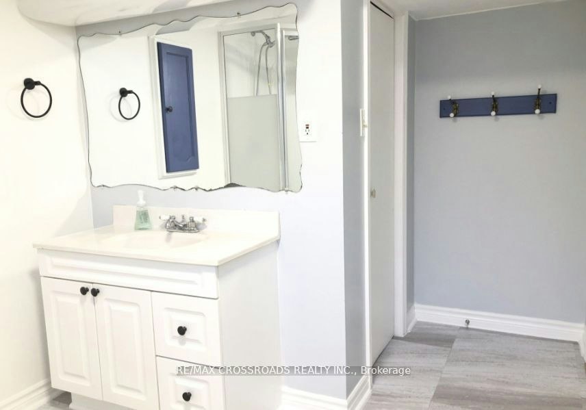 636 Shakespeare Avenue, Oshawa, ON, L1H 3H9 - 9