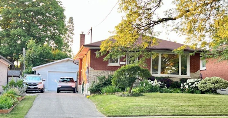 636 Shakespeare Avenue, Oshawa, ON, L1H 3H9