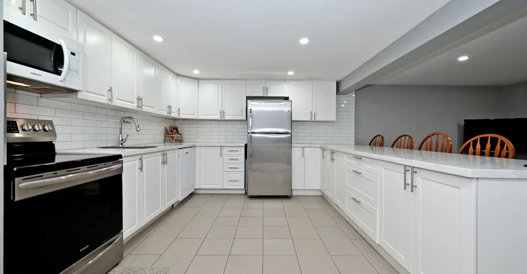 14 Misthollow Square, Toronto, ON, M1E 4P4 - 12