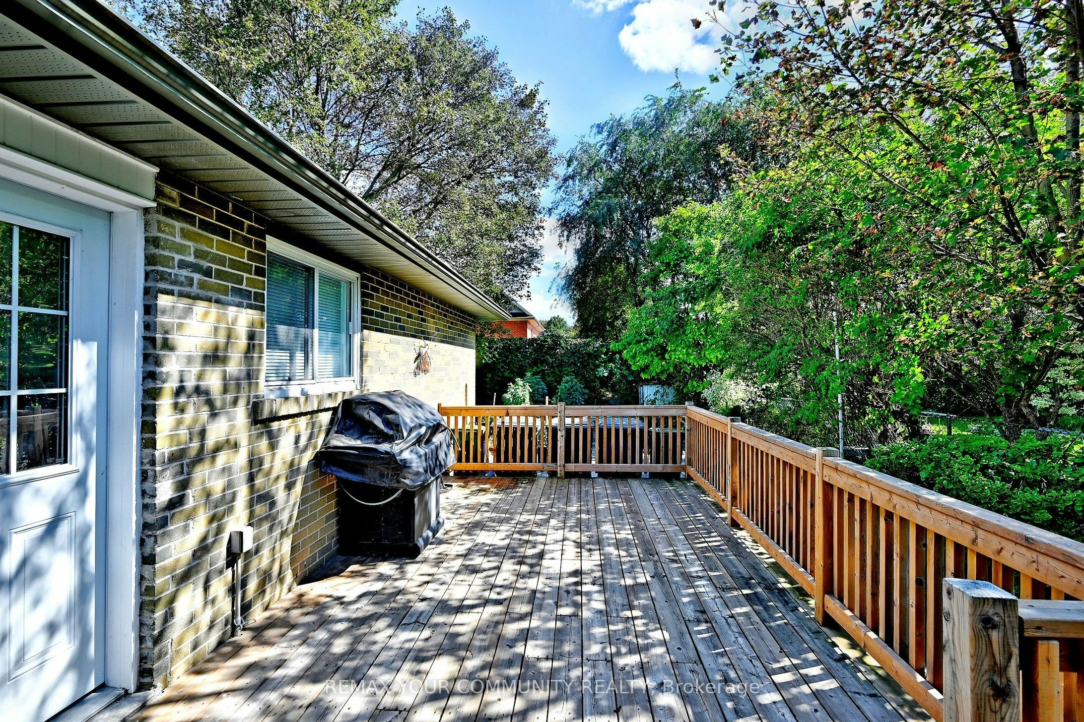 14 Misthollow Square, Toronto, ON, M1E 4P4 - 8