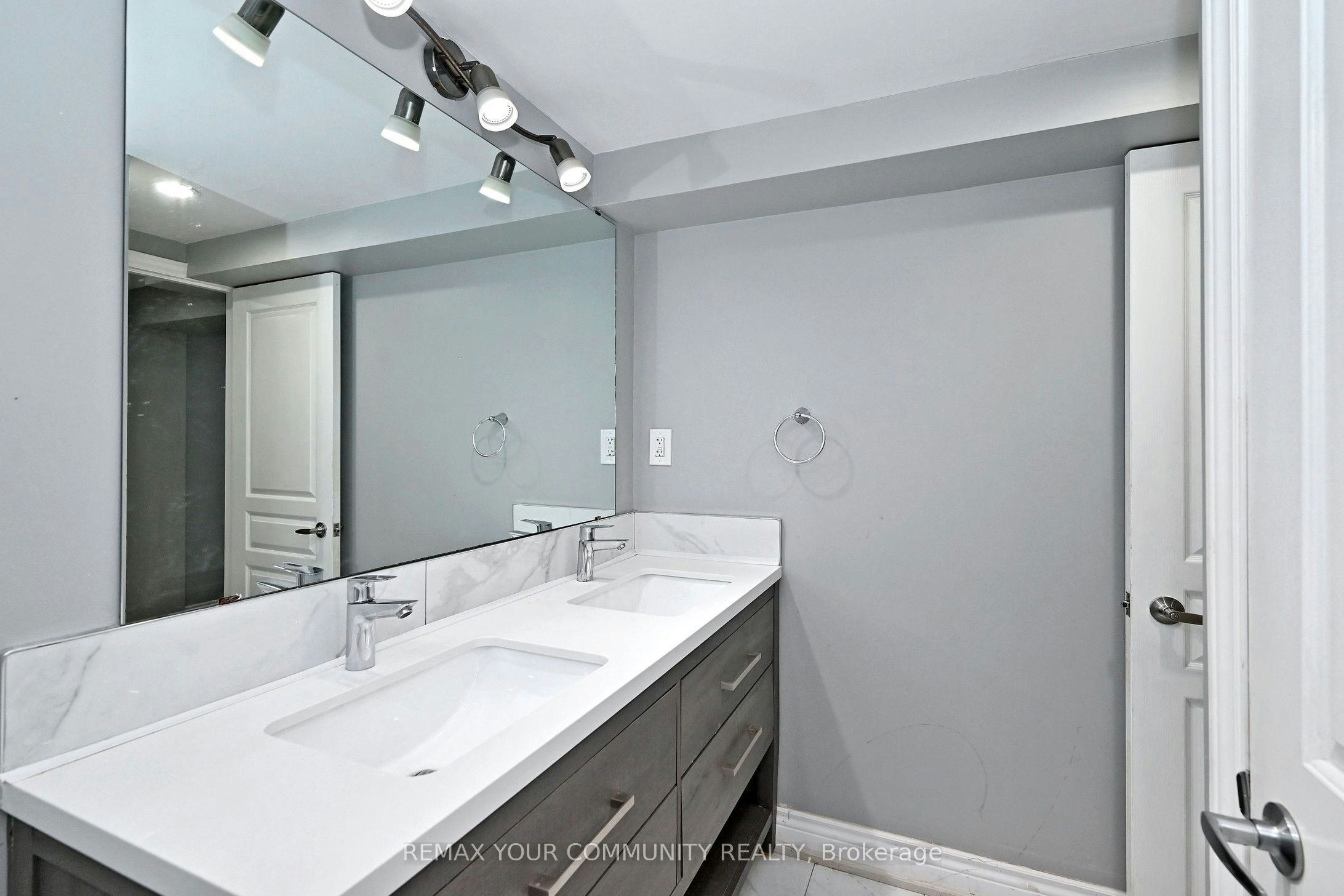 14 Misthollow Square, Toronto, ON, M1E 4P4 - 36