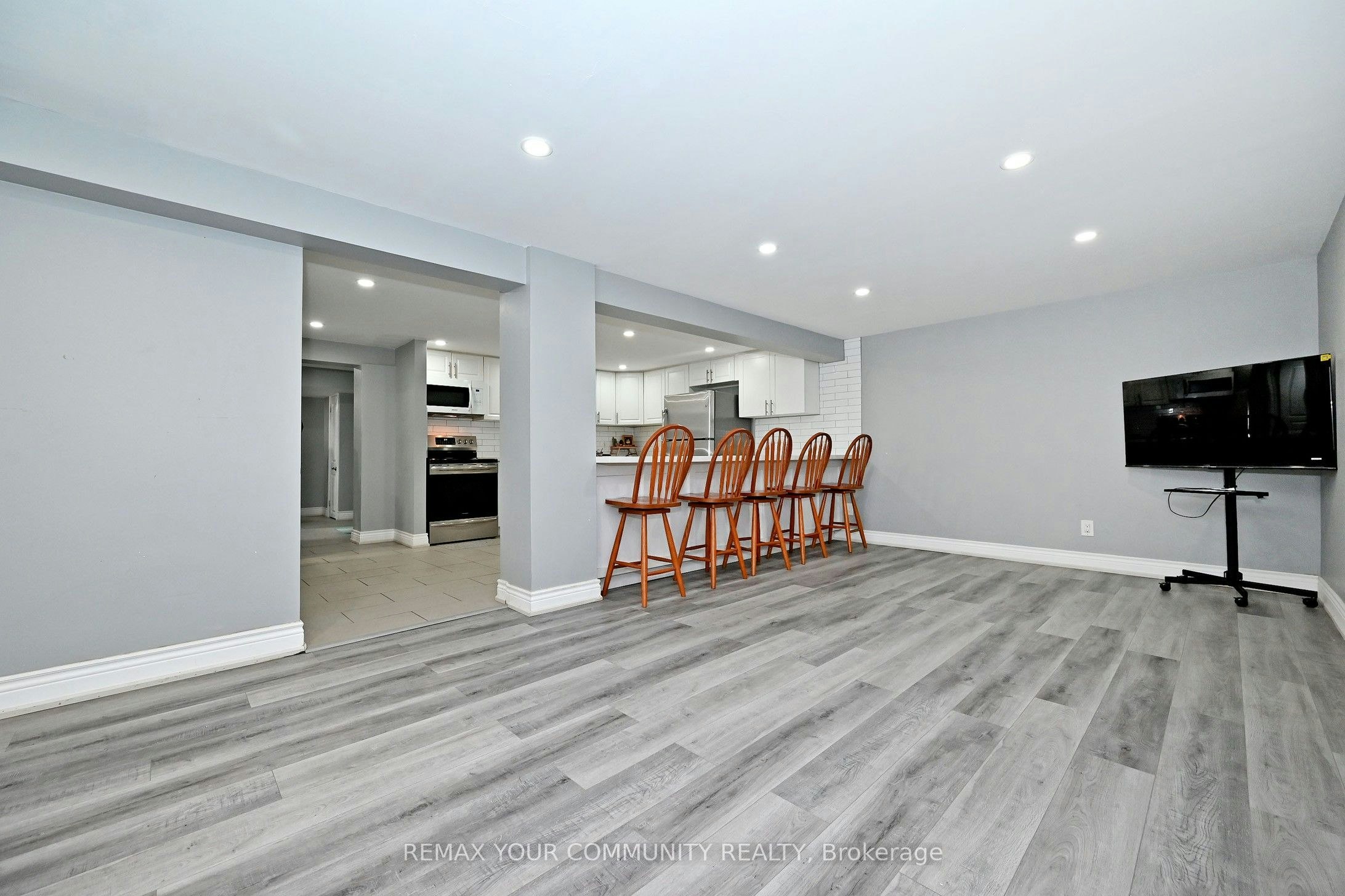 14 Misthollow Square, Toronto, ON, M1E 4P4 - 14