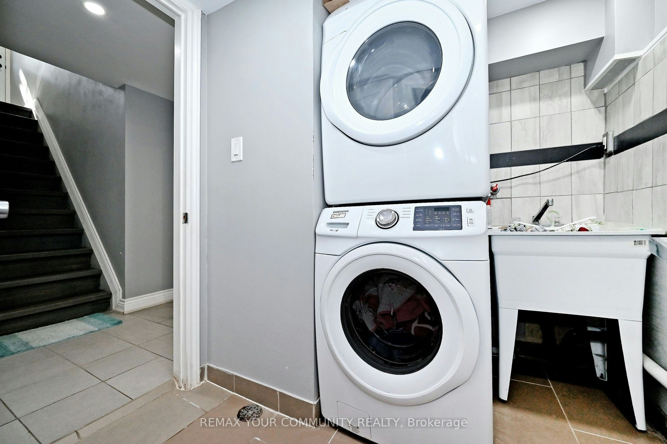 14 Misthollow Square, Toronto, ON, M1E 4P4 - 39