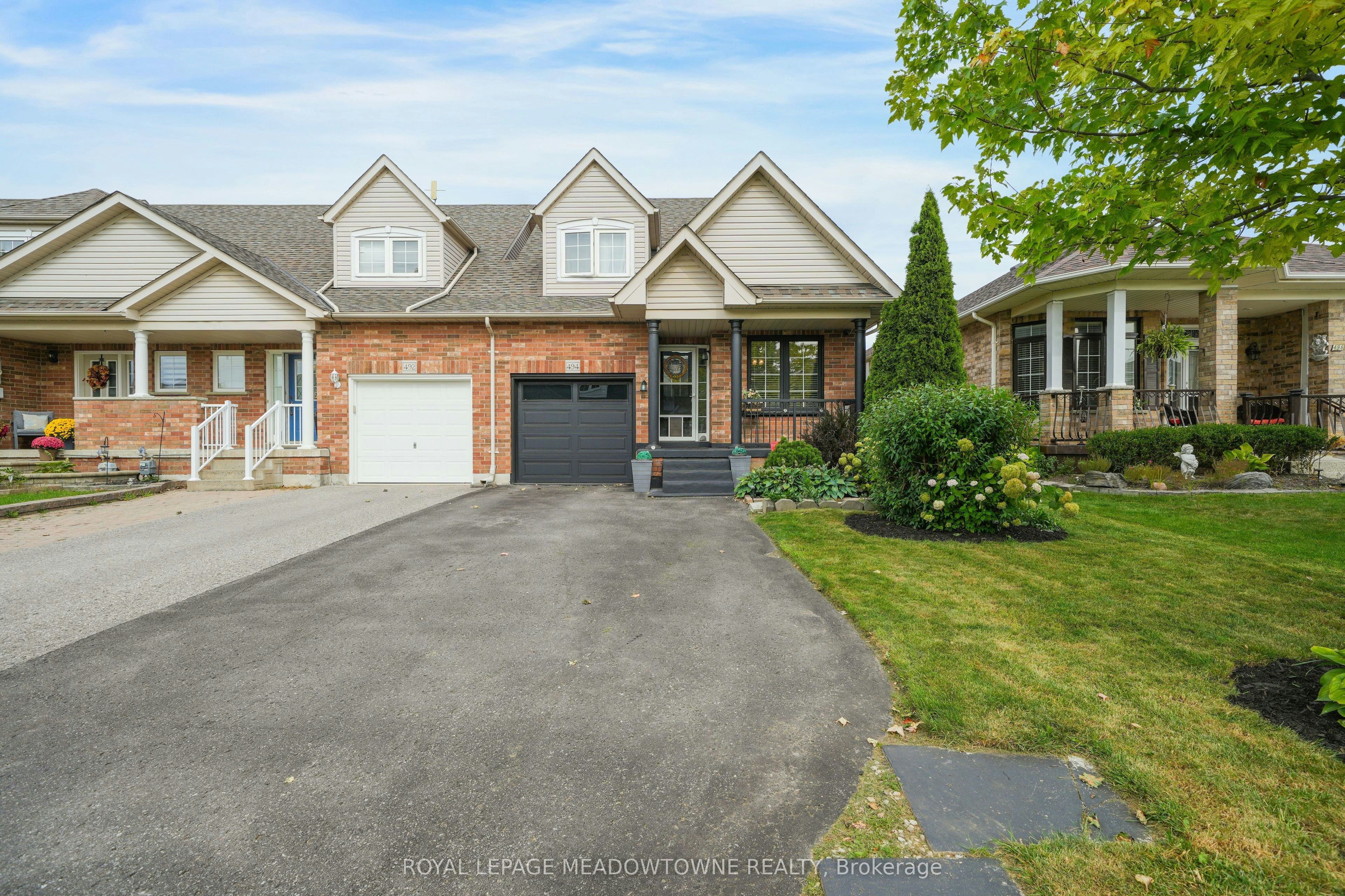 494 Flagstone Court, Oshawa, ON, L1K 2Z7