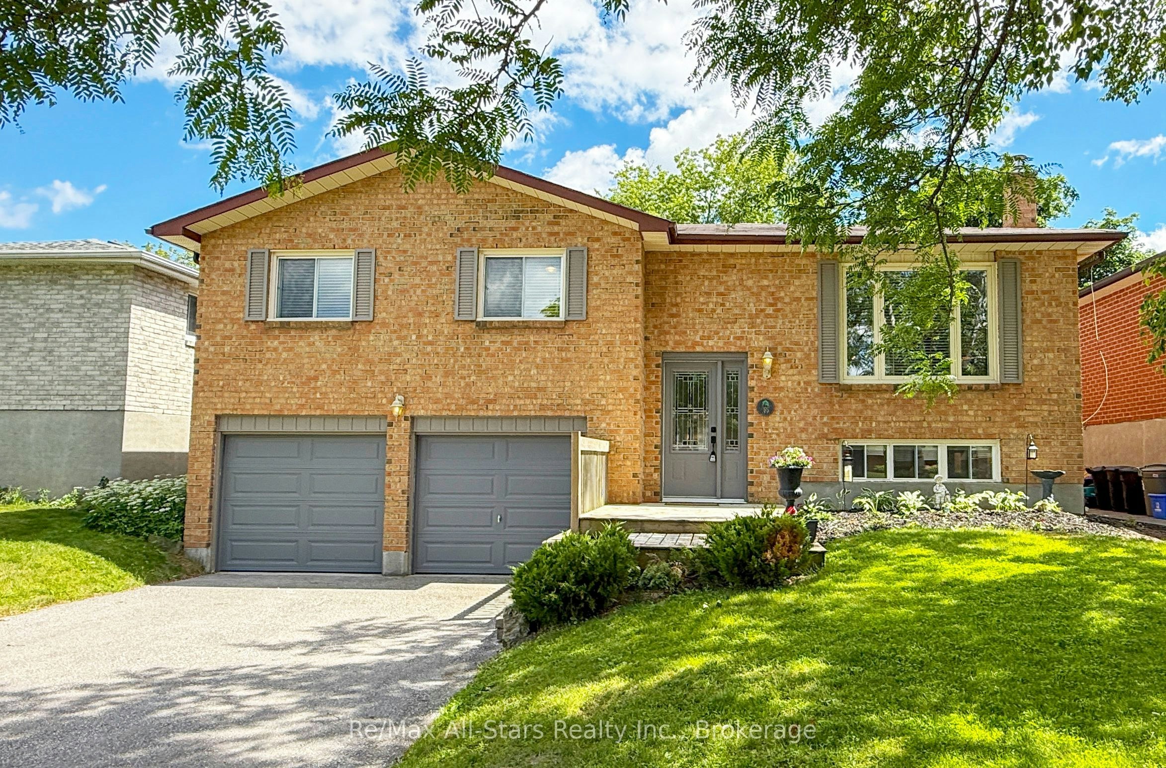 39 Applewood Crescent, Scugog, ON, L9L 1G7