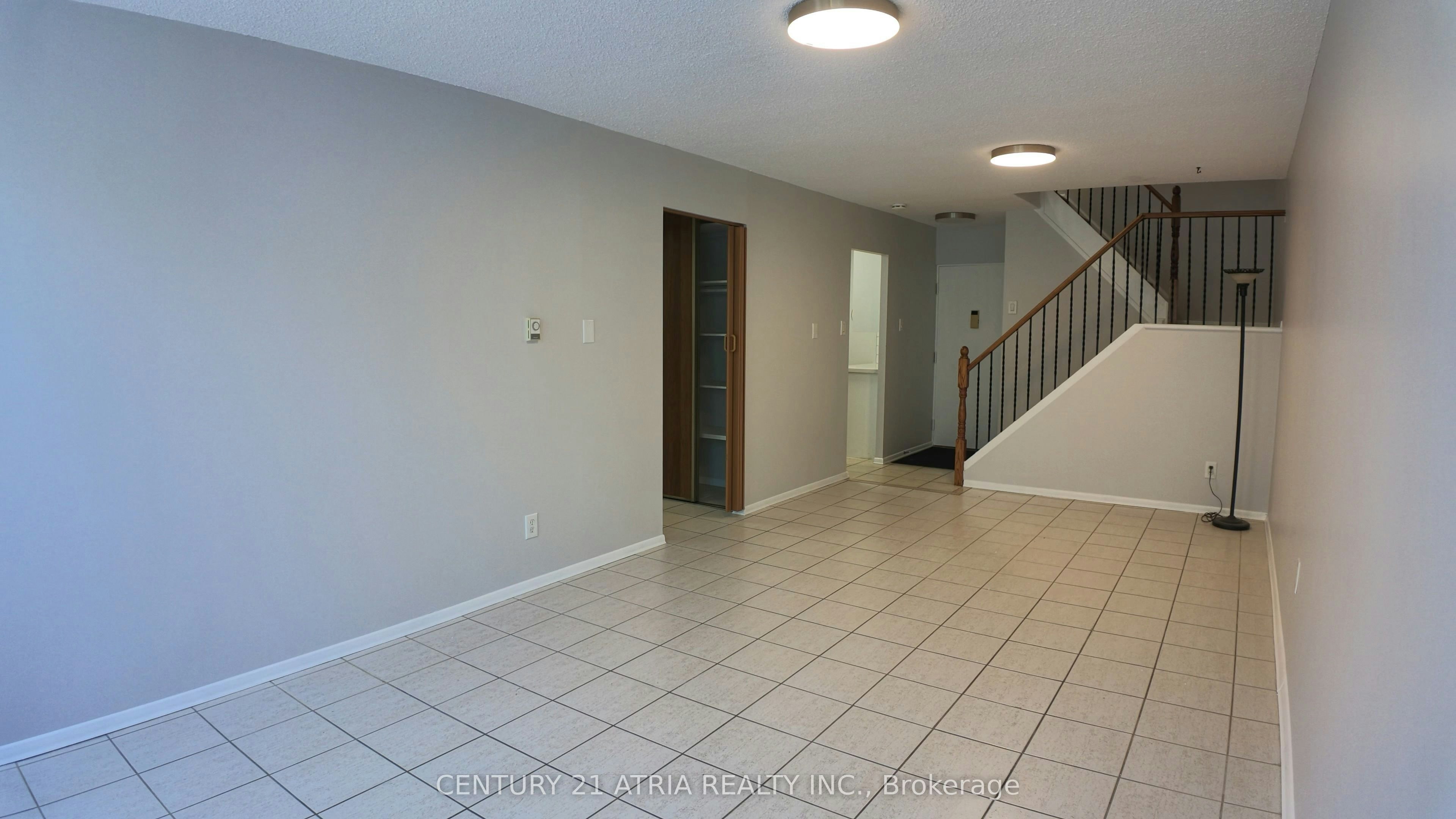 217-3765 Sheppard Avenue E, Toronto, ON, M1T 3R7 - 3