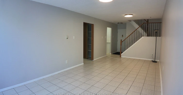 217-3765 Sheppard Avenue E, Toronto, ON, M1T 3R7 - 3