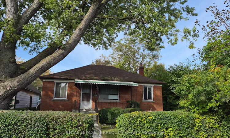 228 South Woodrow Boulevard