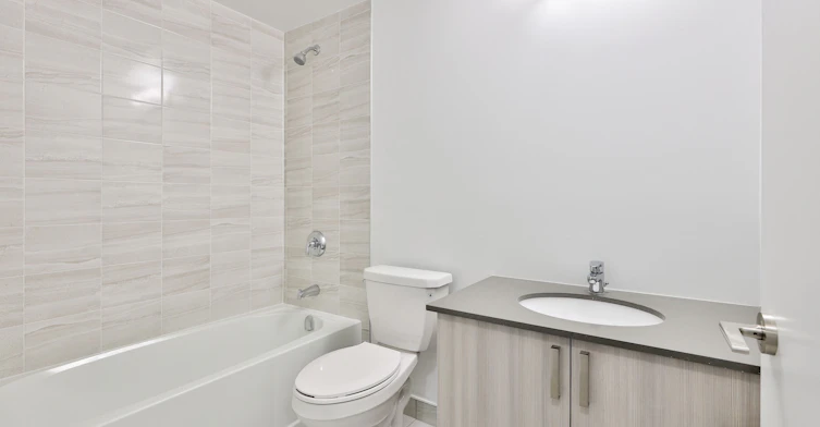 614-1480 Bayly Street, Pickering, ON, L1W 3R5 - 7