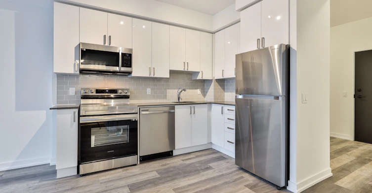 614-1480 Bayly Street, Pickering, ON, L1W 3R5 - 9