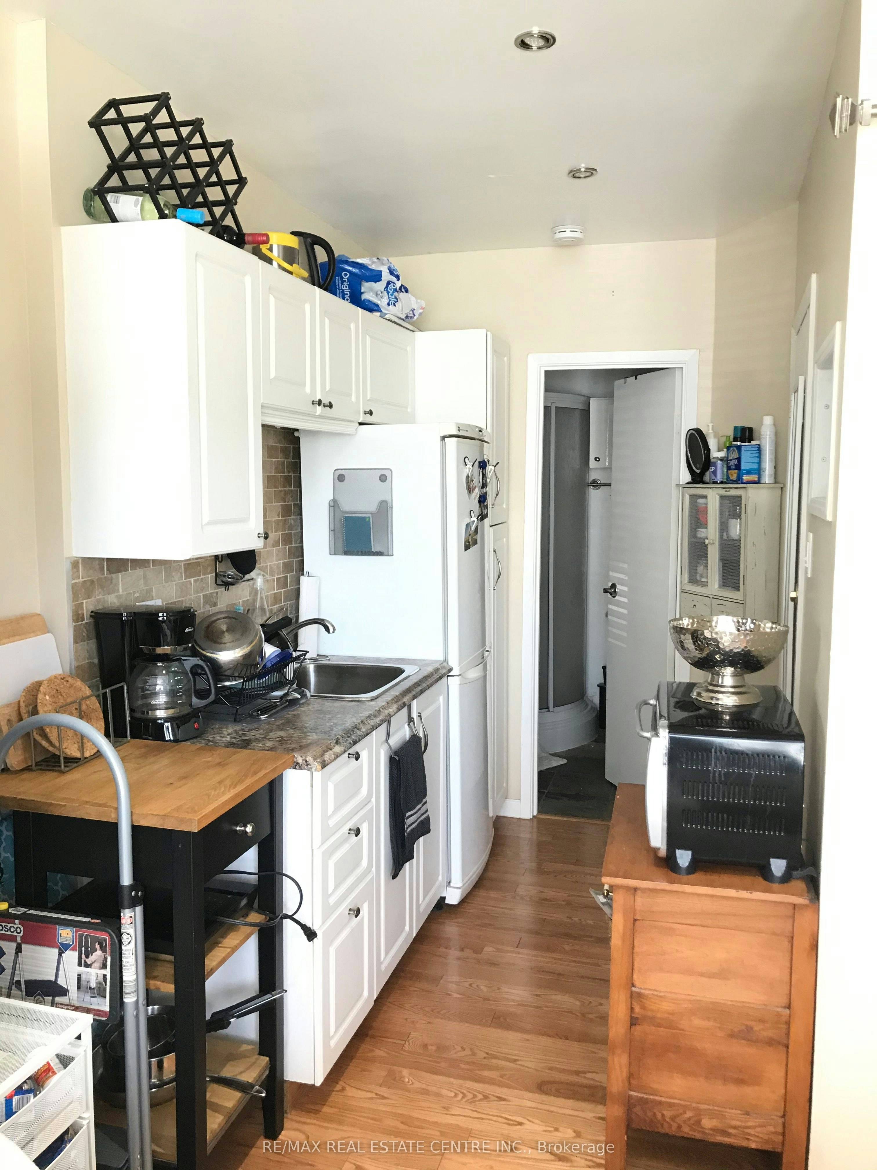 Main Level Studio-1 Hiawatha Road, Toronto, ON, M4L 2X7 - 5