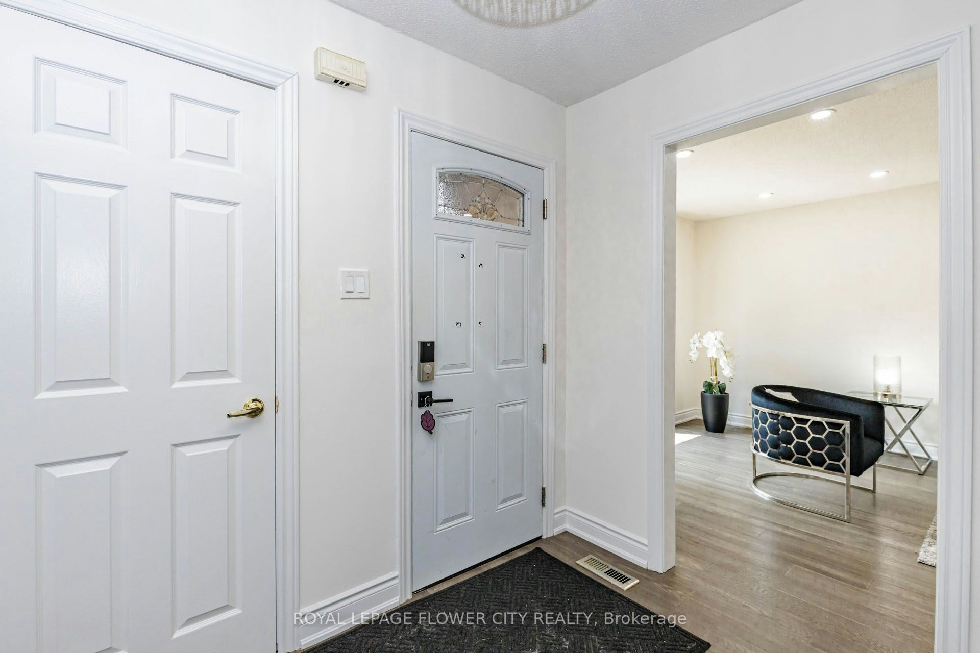 1530 Somergrove Crescent, Pickering, ON, L1X 2K7 - 4