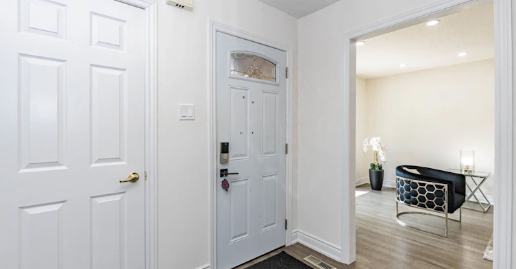 1530 Somergrove Crescent, Pickering, ON, L1X 2K7 - 4