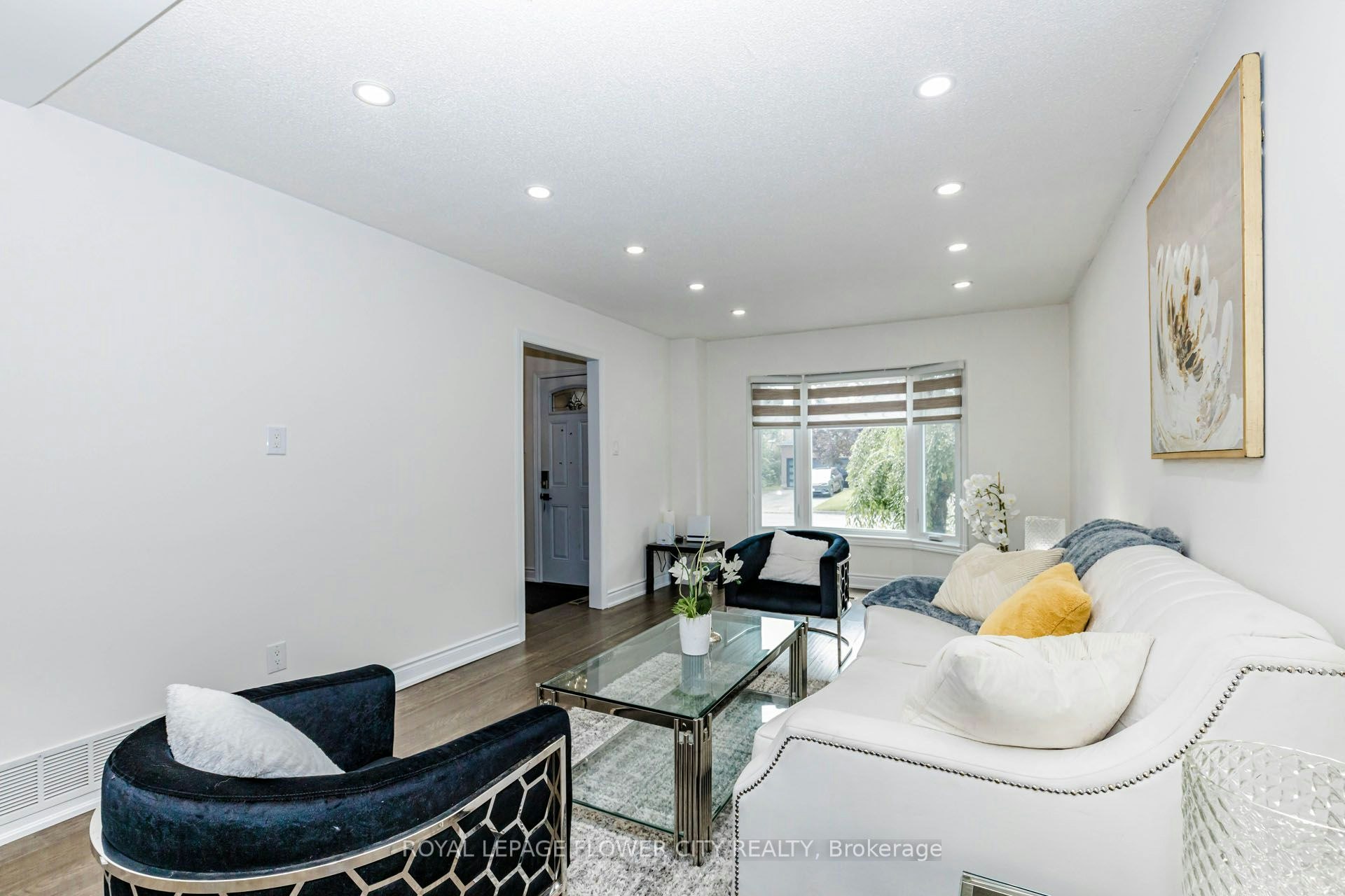 1530 Somergrove Crescent, Pickering, ON, L1X 2K7 - 8