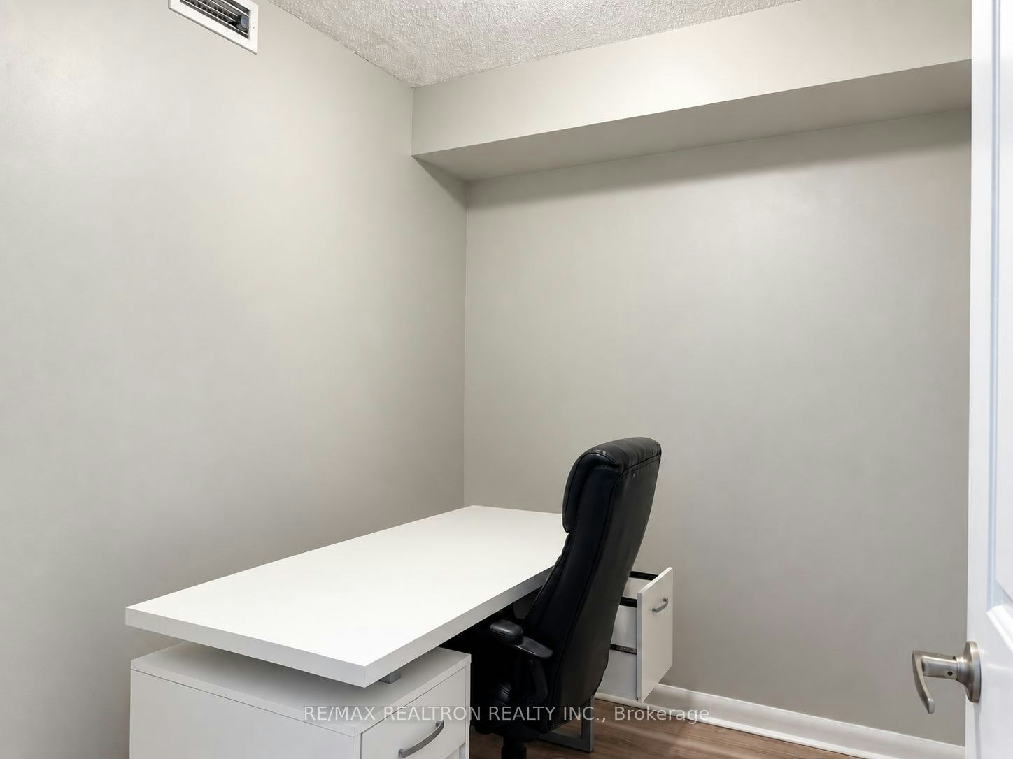 2307-25 Town Centre Court, Toronto, ON, M1P 0B4 - 17
