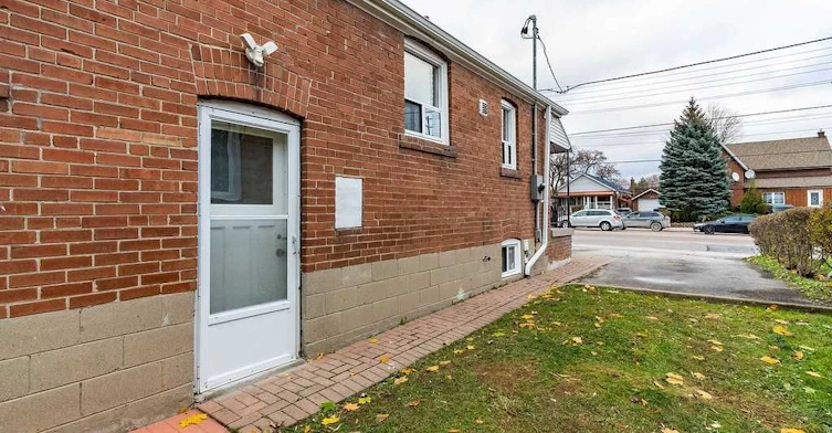 1356 Warden Avenue, Toronto, ON, M1R 2S2 - 5