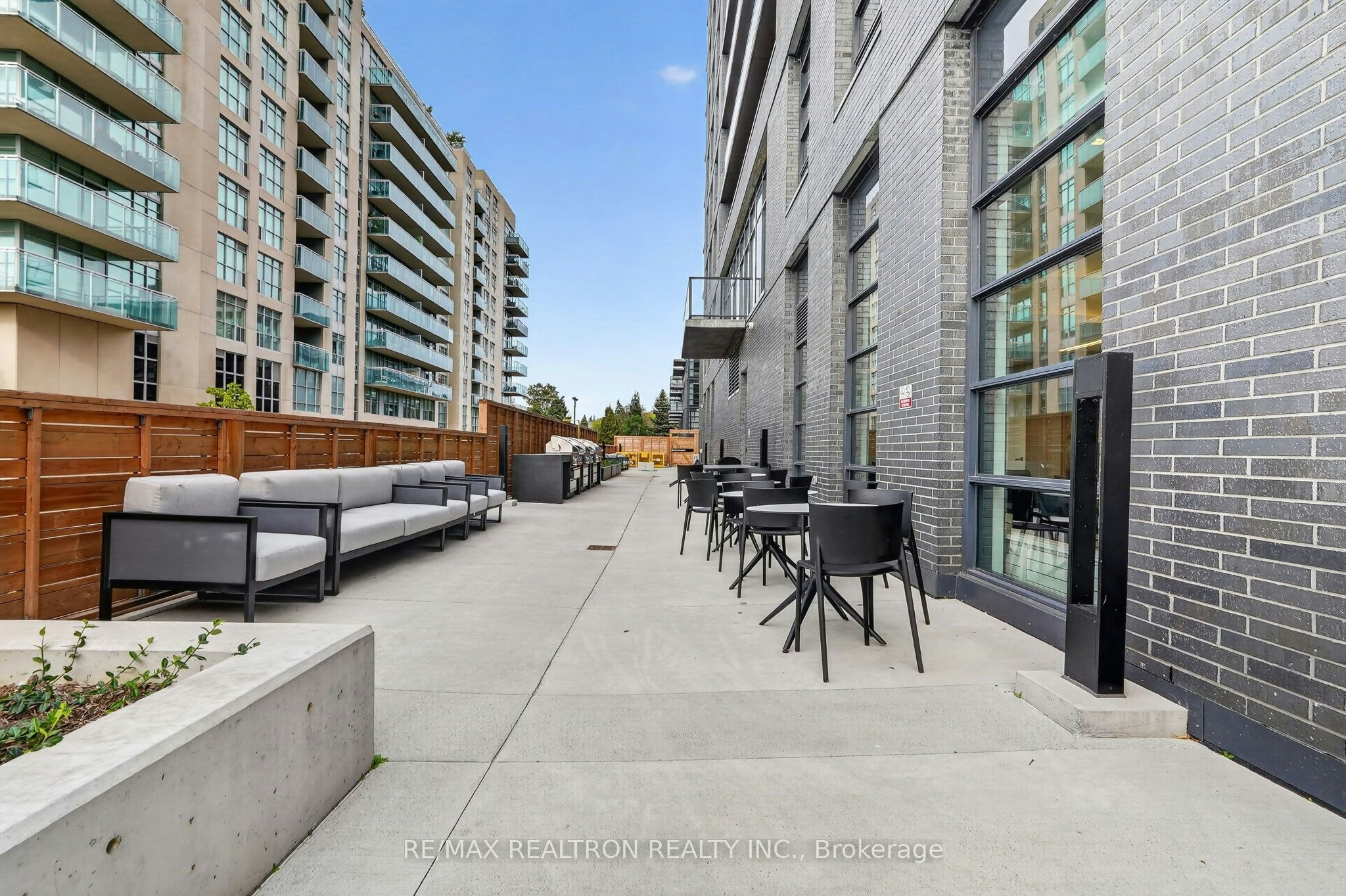108 B-1604 Charles Street, Whitby, ON, L1N 0P2 - 20