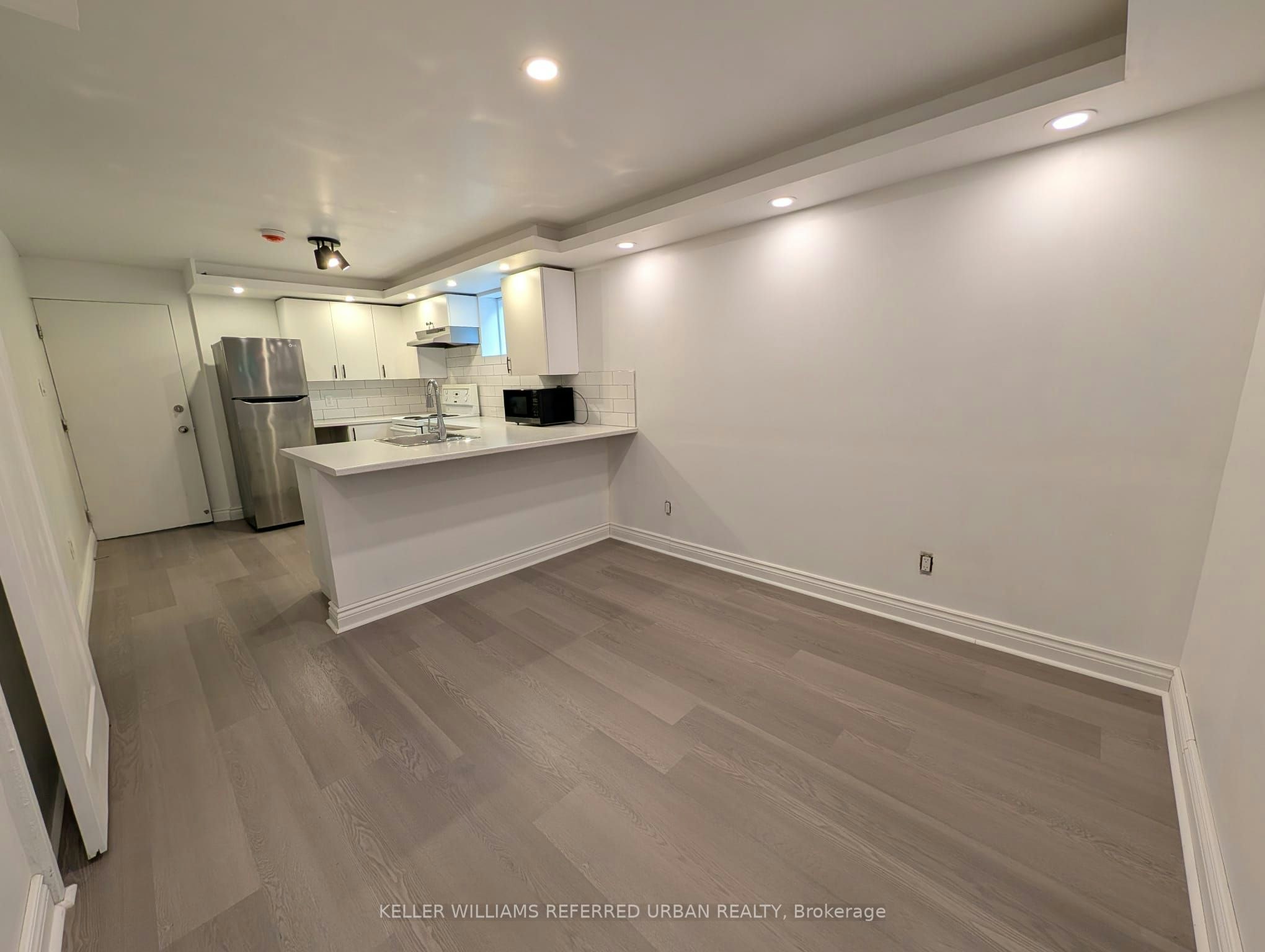 Basement-2979 Lawrence Avenue E, Toronto, ON, M1P 2V6 - 3