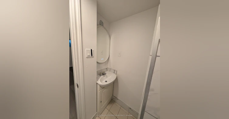 Basement-2979 Lawrence Avenue E, Toronto, ON, M1P 2V6 - 9