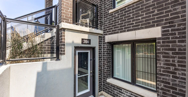 16-38A Lookout Drive, Clarington, ON, L1C 3K5 - 2