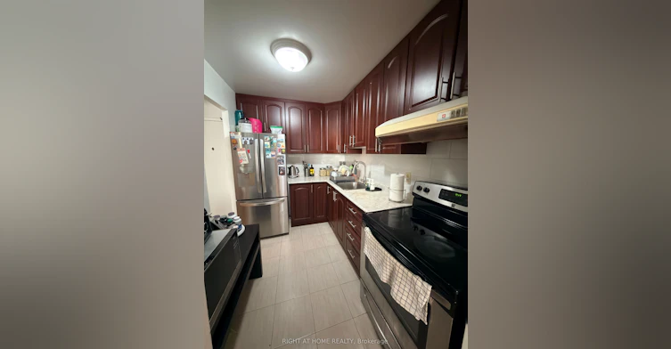 #208-2500 Bridletowne Circle, Toronto, ON, M1W 2V6 - 5