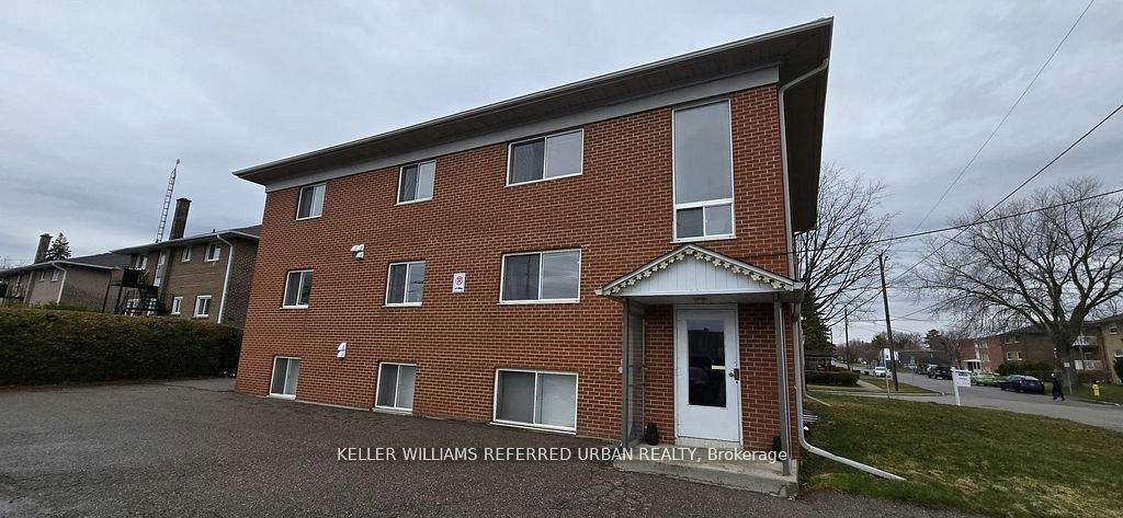 6-303 Frontenac Avenue, Oshawa, ON, L1J 2A7