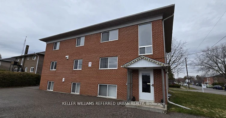 6-303 Frontenac Avenue, Oshawa, ON, L1J 2A7