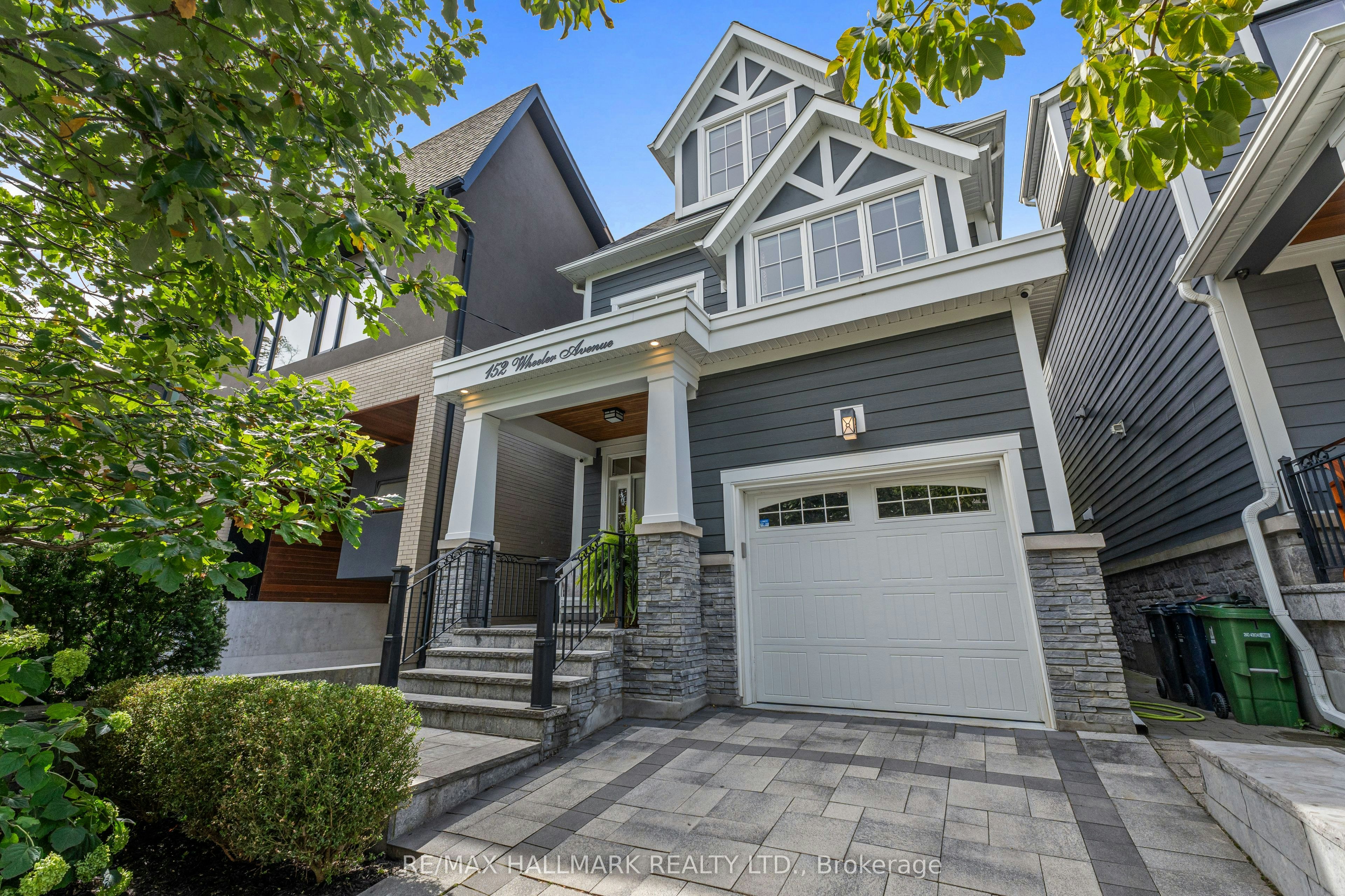 152 Wheeler Avenue, Toronto, ON, M4L 3V4
