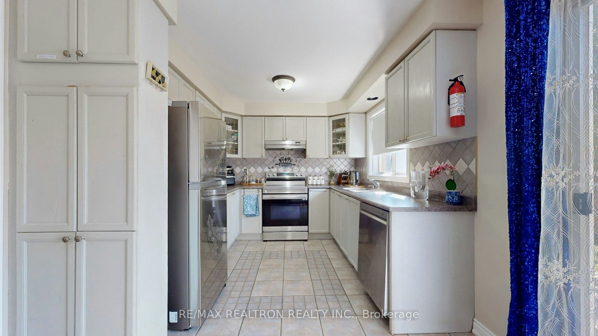 152 Elizabeth Street, Ajax, ON, L1T 3X5 - 9