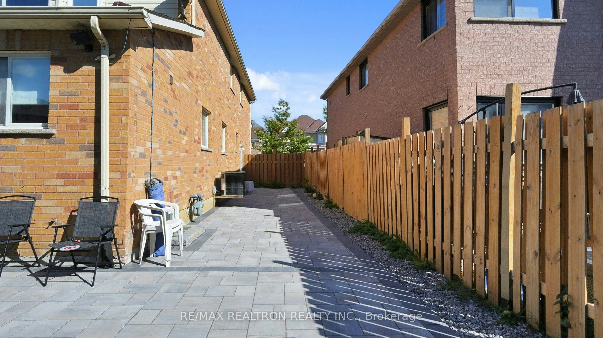 152 Elizabeth Street, Ajax, ON, L1T 3X5 - 48