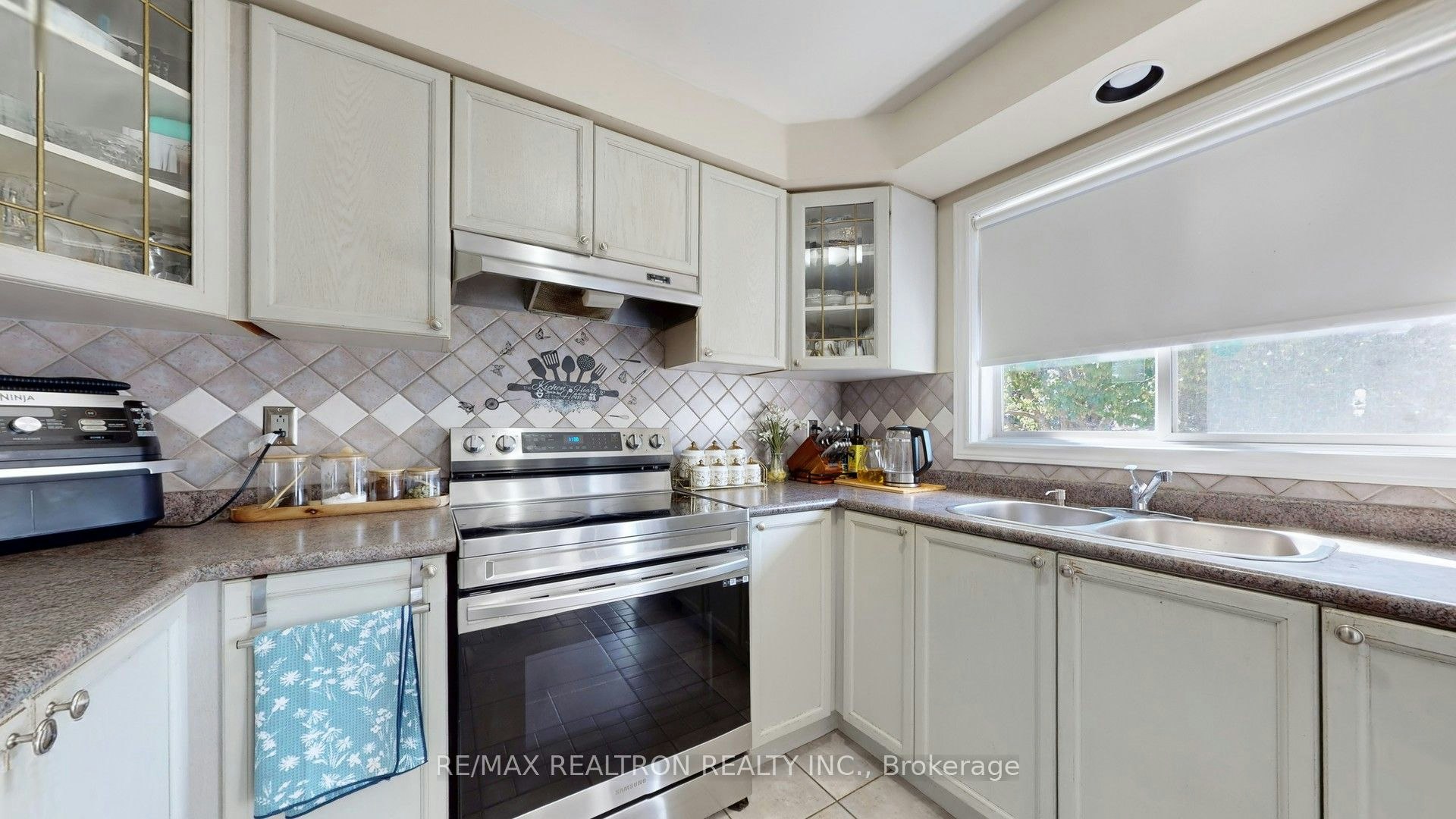 152 Elizabeth Street, Ajax, ON, L1T 3X5 - 11