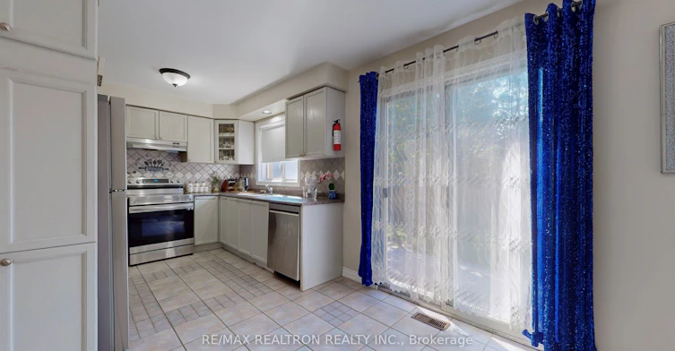 152 Elizabeth Street, Ajax, ON, L1T 3X5 - 10