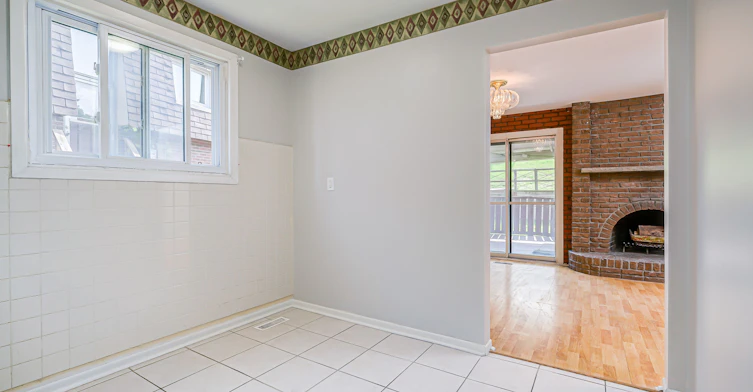 27 Keyworth Trail, Toronto, ON, M1S 2V2 - 4