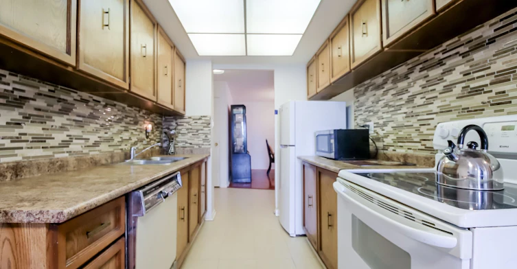 606-3151 Bridletowne Circle, Toronto, ON, M1W 2T1 - 16