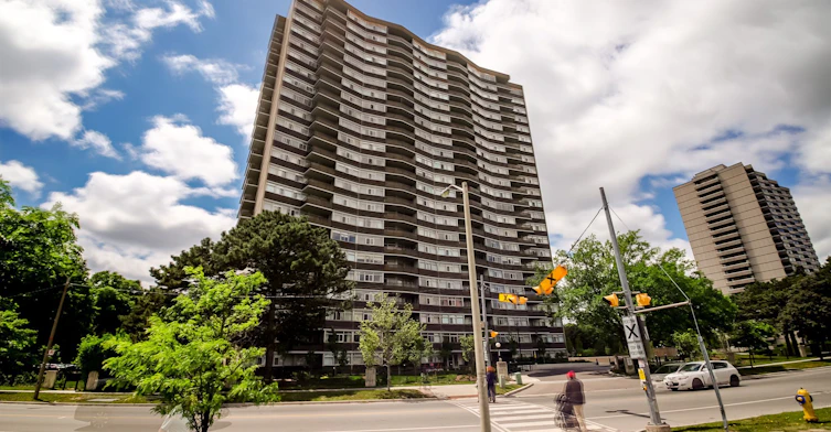 606-3151 Bridletowne Circle, Toronto, ON, M1W 2T1