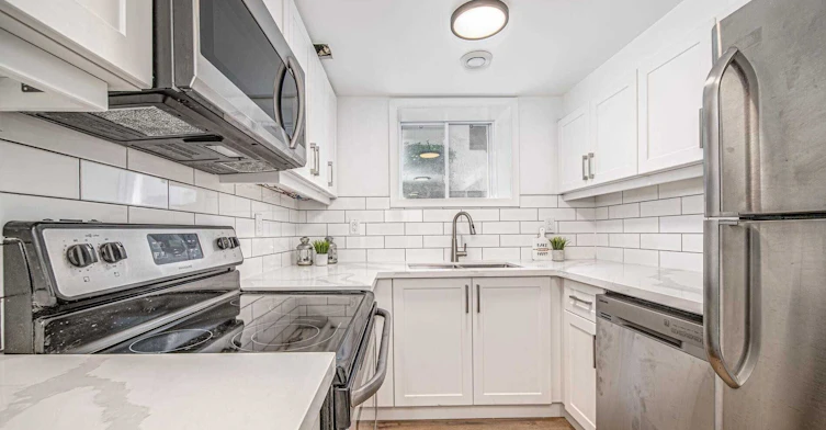 Lower-91 Mclaughlin Boulevard, Oshawa, ON, L1G 2P2 - 3