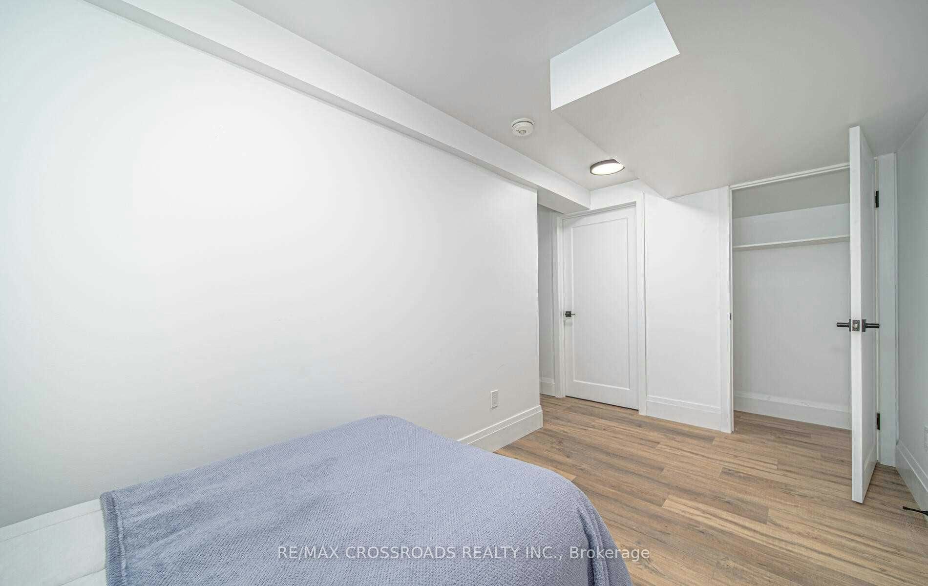 Lower-91 Mclaughlin Boulevard, Oshawa, ON, L1G 2P2 - 7