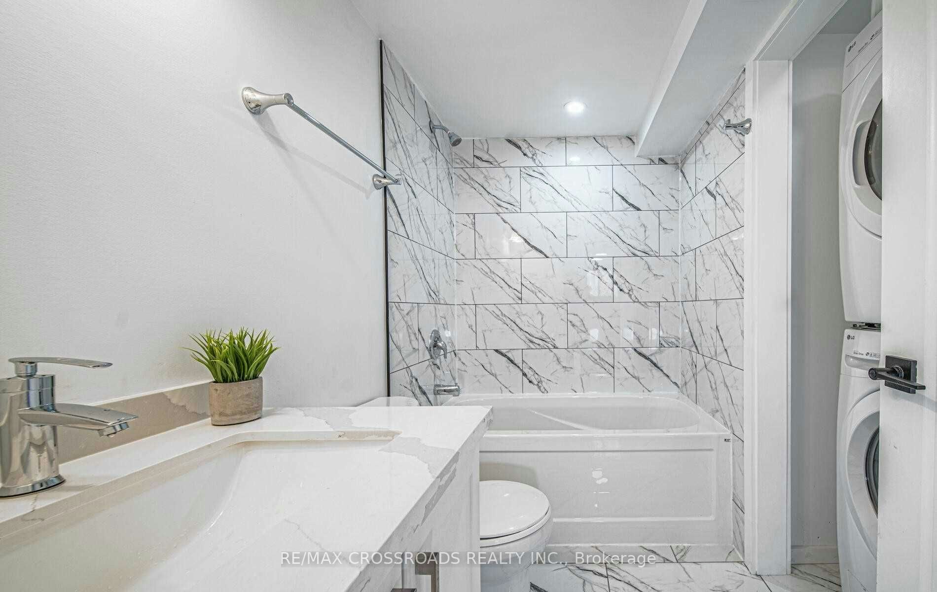 Lower-91 Mclaughlin Boulevard, Oshawa, ON, L1G 2P2 - 5