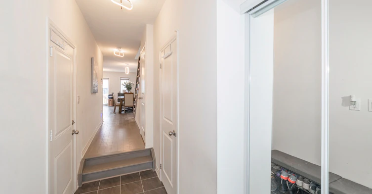 30 Caspian Square, Clarington, ON, L1C 7G3 - 4