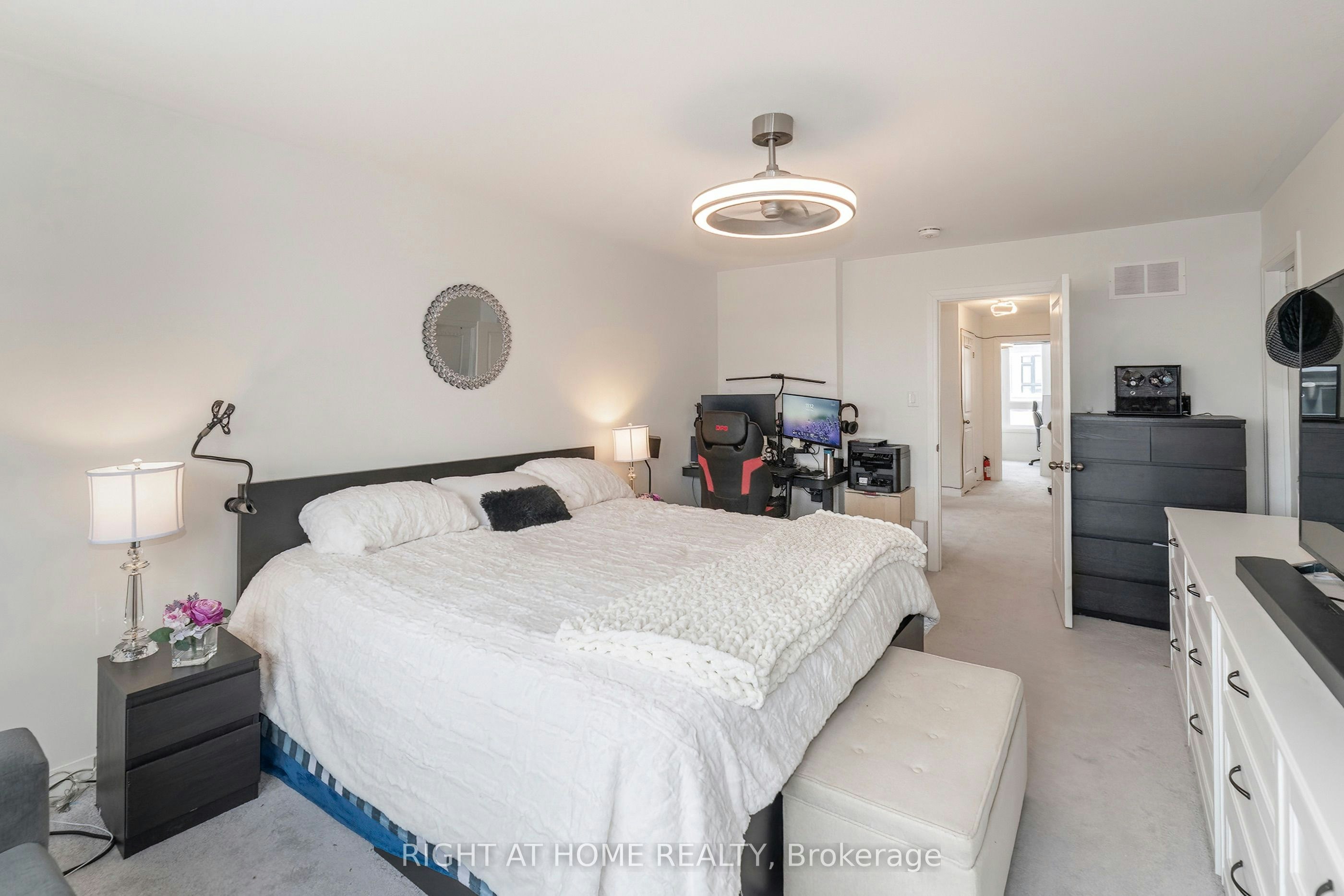 30 Caspian Square, Clarington, ON, L1C 7G3 - 19