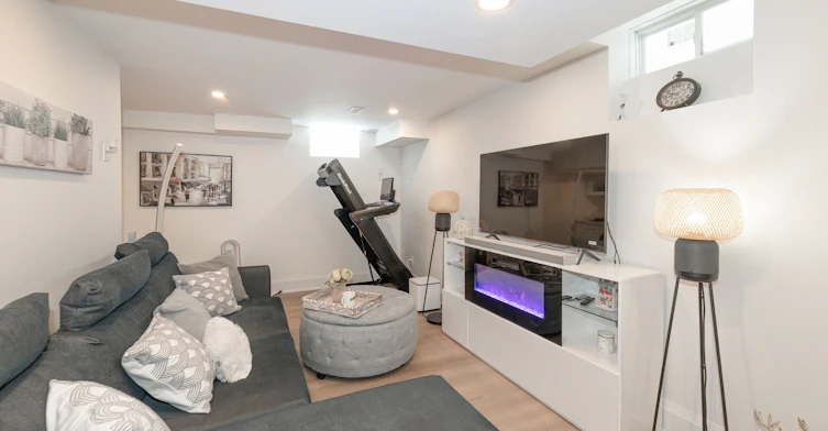 30 Caspian Square, Clarington, ON, L1C 7G3 - 26