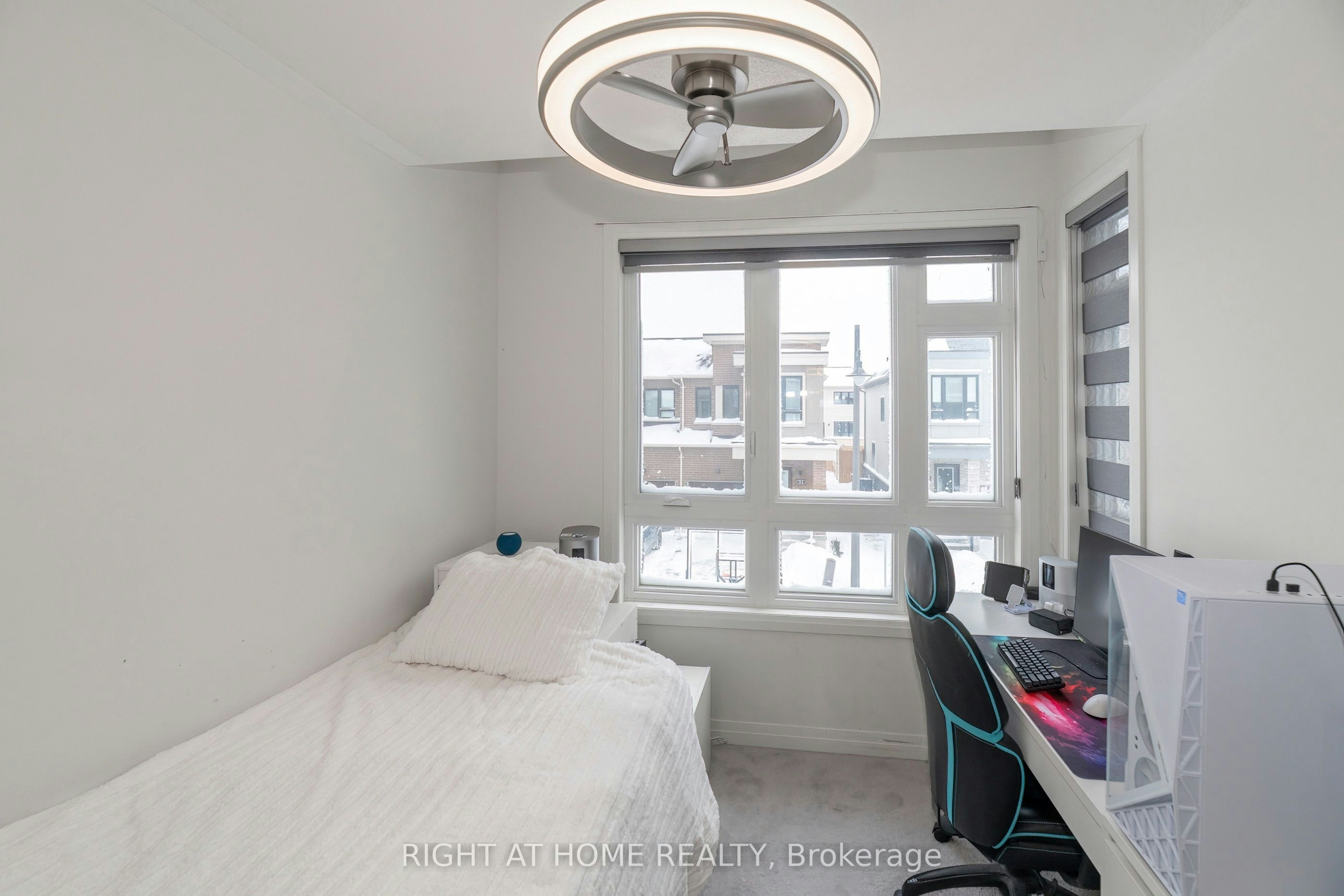 30 Caspian Square, Clarington, ON, L1C 7G3 - 22