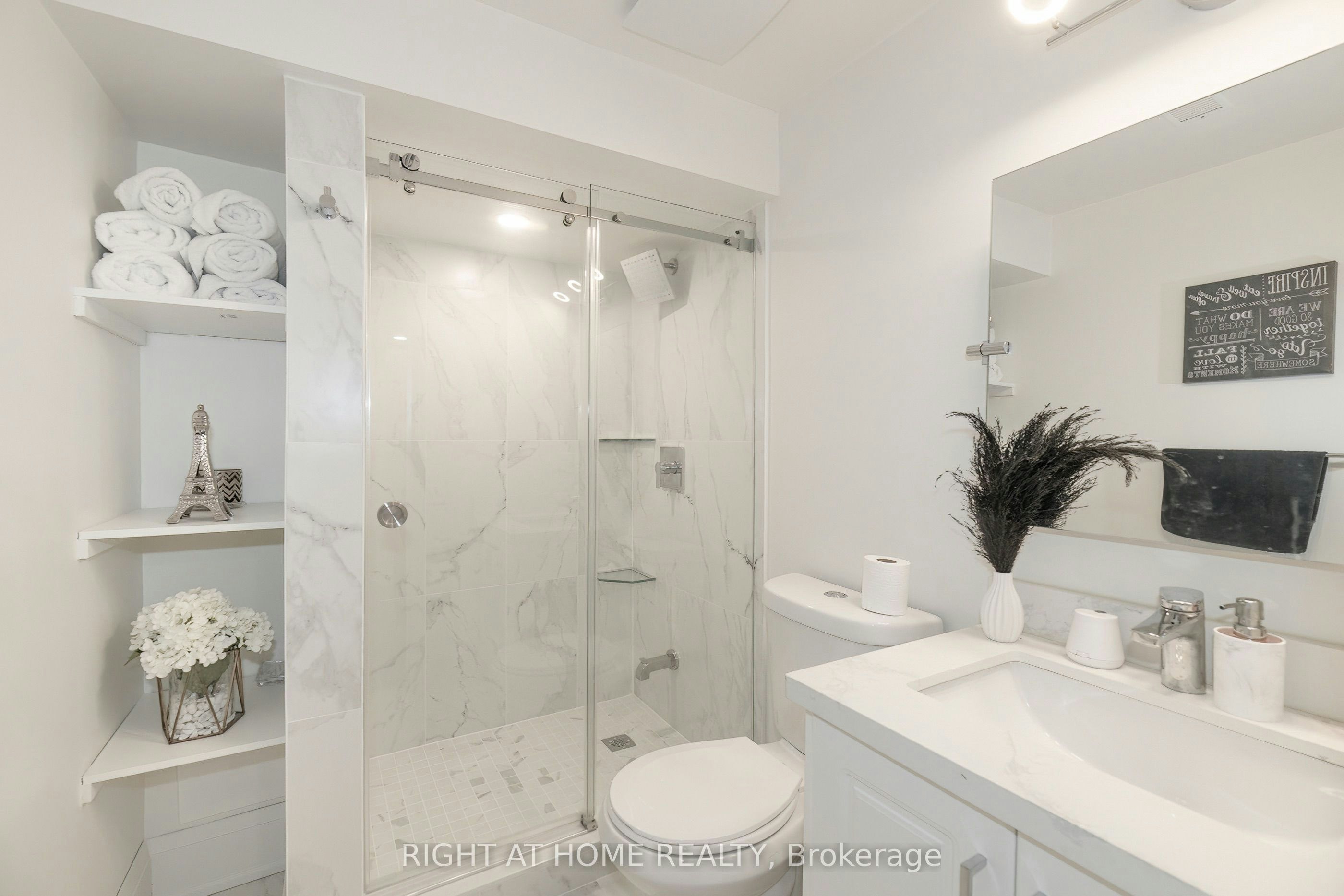 30 Caspian Square, Clarington, ON, L1C 7G3 - 29