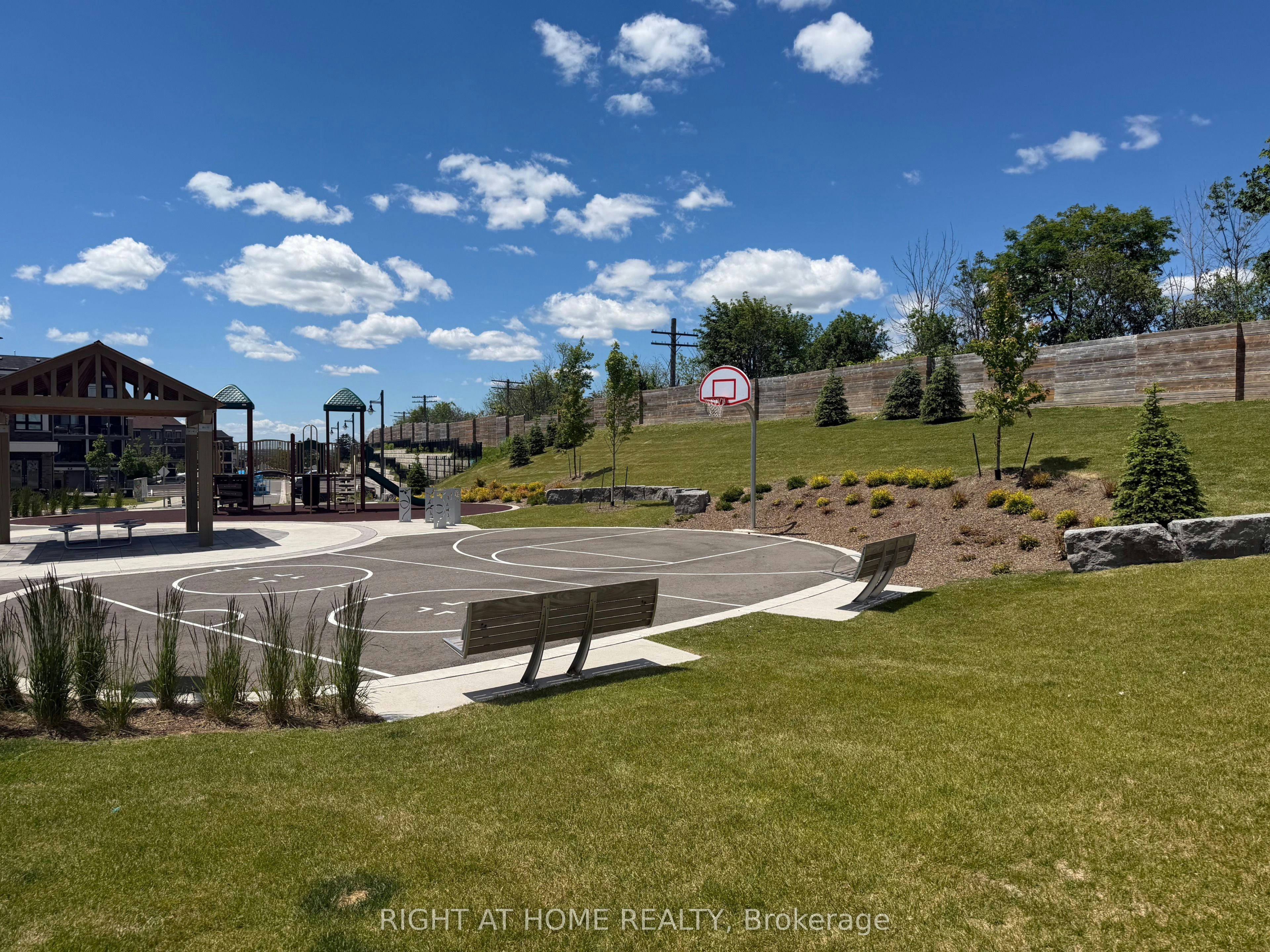 30 Caspian Square, Clarington, ON, L1C 7G3 - 33