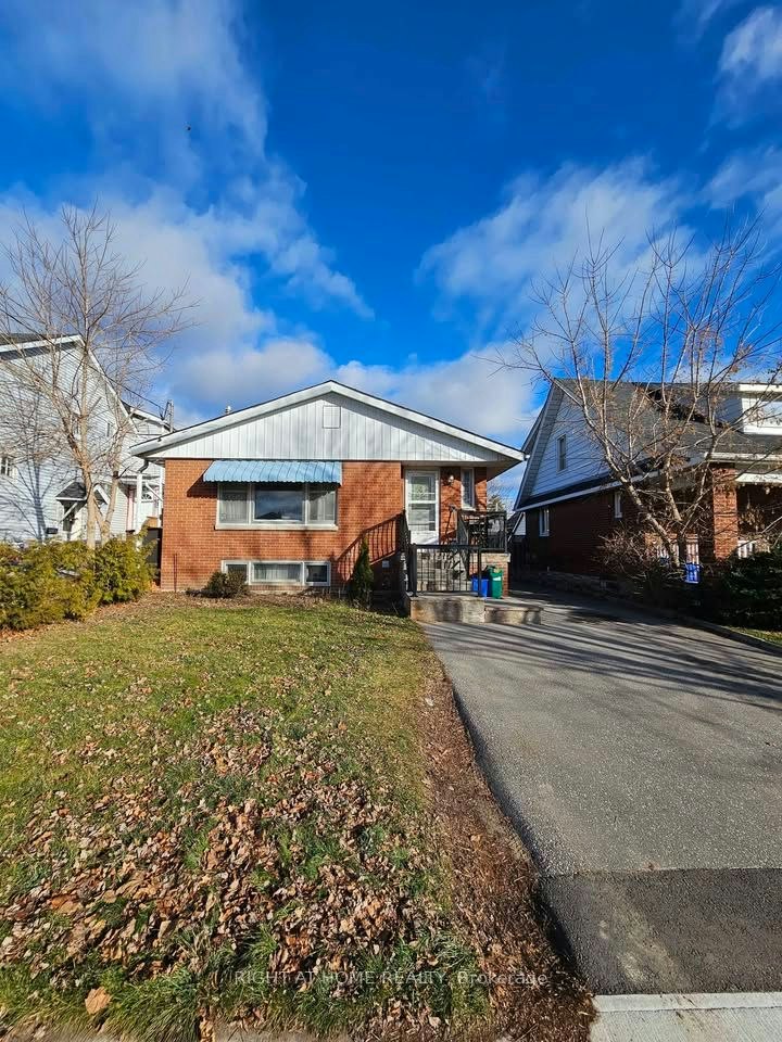 Lower-707 Hortop Street, Oshawa, ON, L1G 4N7 - 2